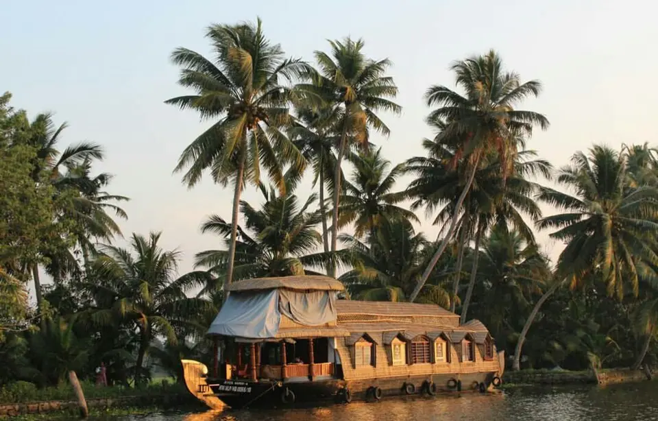 Alleppey backwaters, Kerala